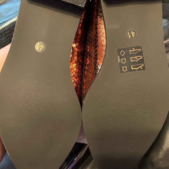 Shellys London Slides - Picture 3 of 4